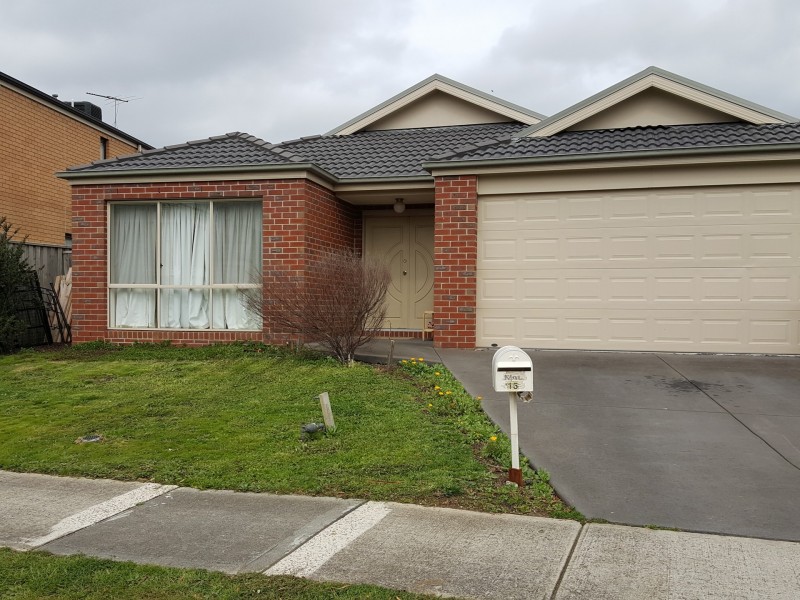 15 Peledora Place, Lyndhurst VIC 3975