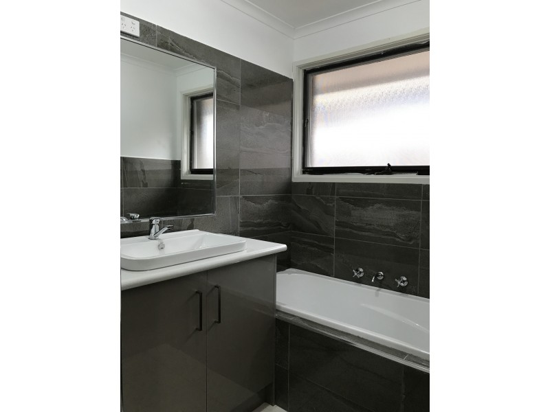 120 Fordholm Road, Hampton Park VIC 3976