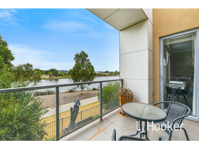 7 Albatross Drive, Pakenham VIC 3810