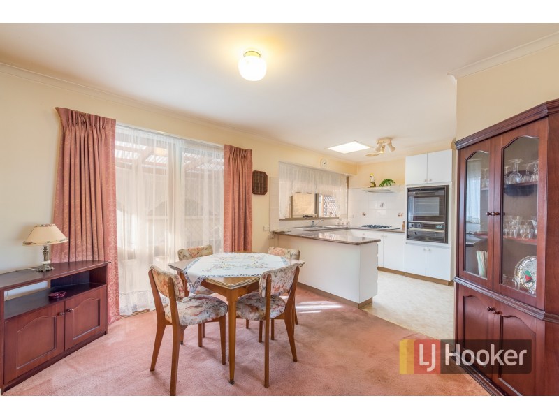 11 Kerrison Drive, Hampton Park VIC 3976