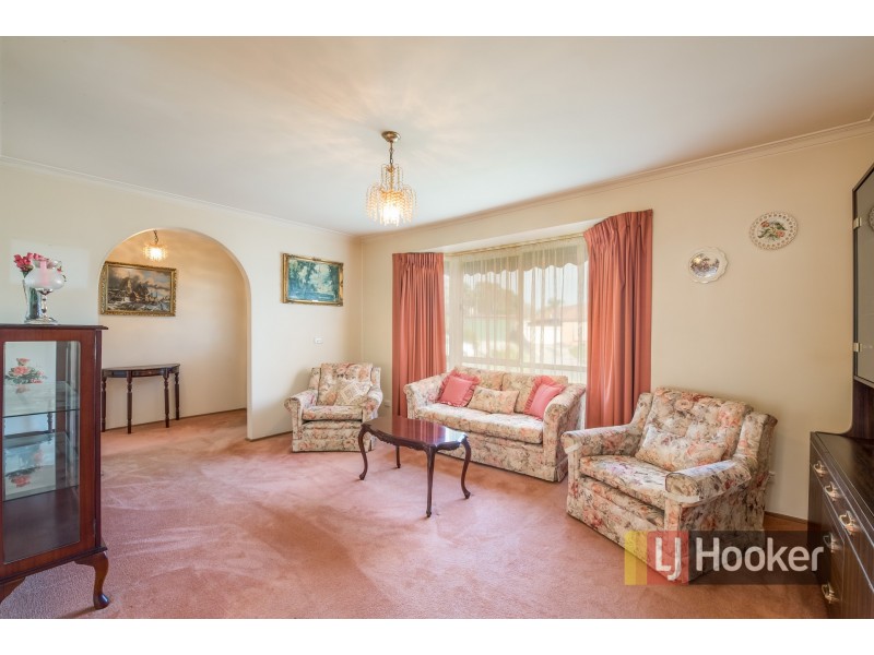 11 Kerrison Drive, Hampton Park VIC 3976