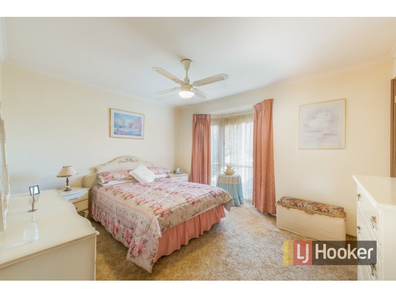 11 Kerrison Drive, Hampton Park VIC 3976