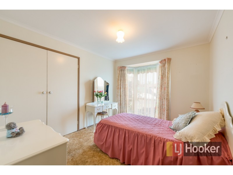 11 Kerrison Drive, Hampton Park VIC 3976