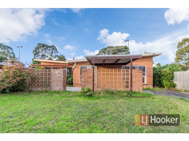 10 Edinborough Street, Hallam VIC 3803