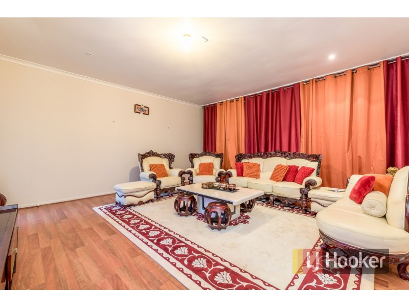 4 Black Swan Lane, Waterways VIC 3195