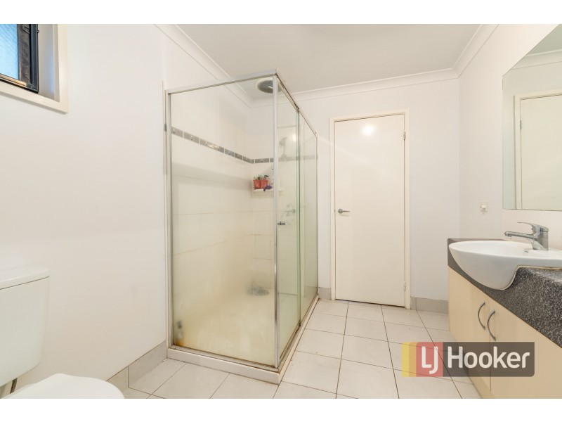 4 Black Swan Lane, Waterways VIC 3195