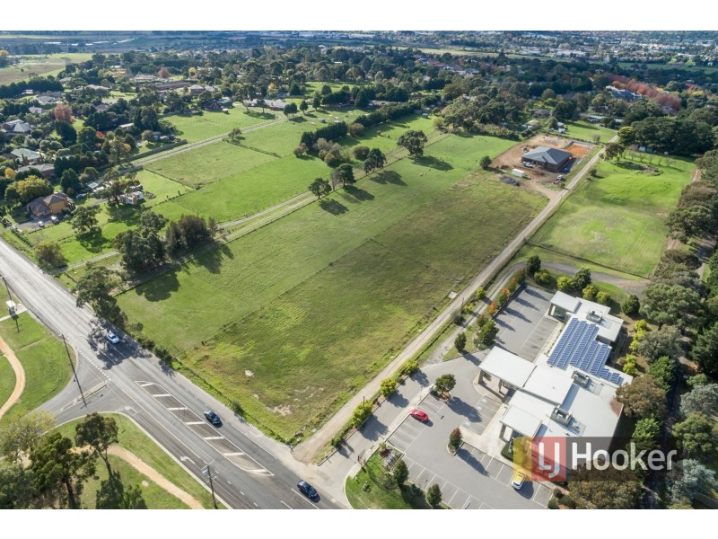 374 Pound Road, Narre Warren South VIC 3805