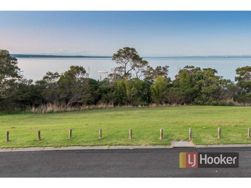 18 The Esplanade, Corinella VIC 3984