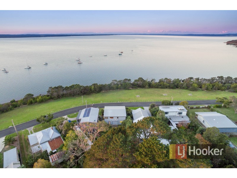 18 The Esplanade, Corinella VIC 3984