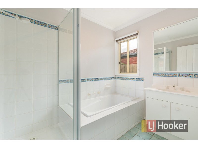 13 Yaraan Court, Hampton Park VIC 3976