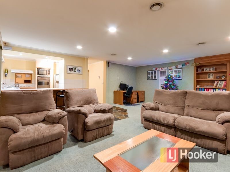 11 Wynette Close, Hampton Park VIC 3976