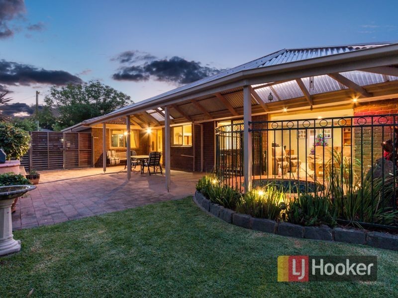 11 Wynette Close, Hampton Park VIC 3976