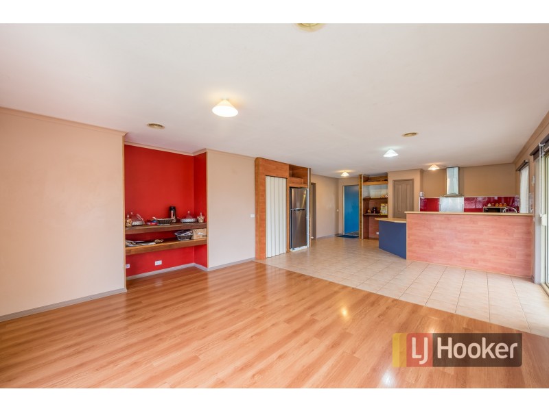 50 Kingston Avenue, Narre Warren South VIC 3805