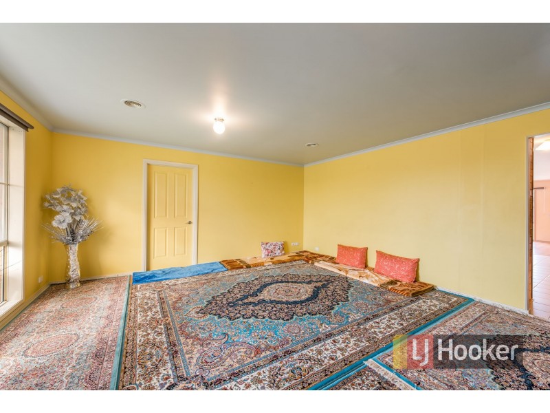 50 Kingston Avenue, Narre Warren South VIC 3805