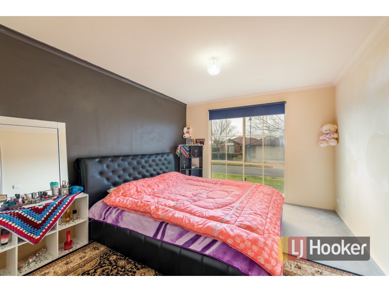 50 Kingston Avenue, Narre Warren South VIC 3805