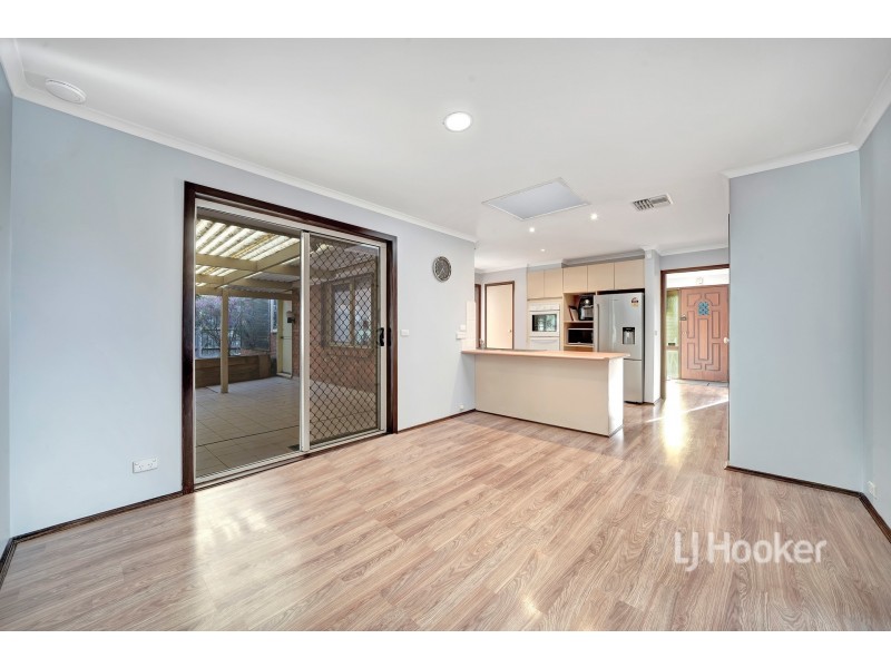 8 Brentnall Court, Hampton Park VIC 3976