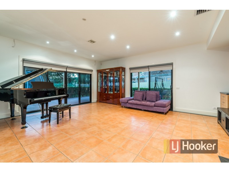 2 Andrew Court, Rowville VIC 3178