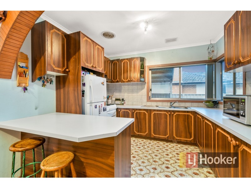 13 Stanbury Court, Sunshine West VIC 3020