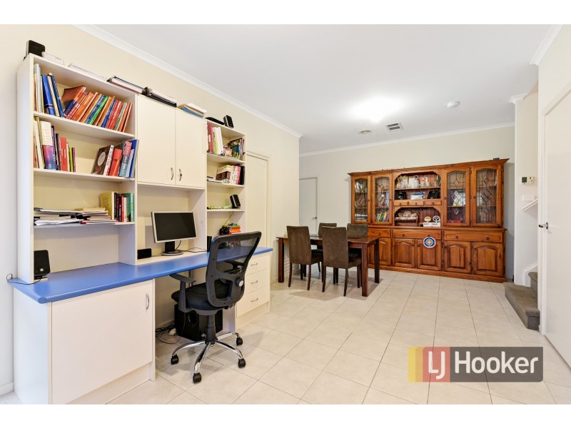 3/30 Simon Court, Hampton Park VIC 3976