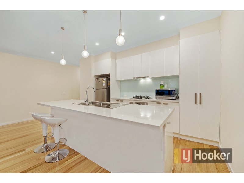 Unit 2/1 Kirstina Road, Glen Waverley VIC 3150