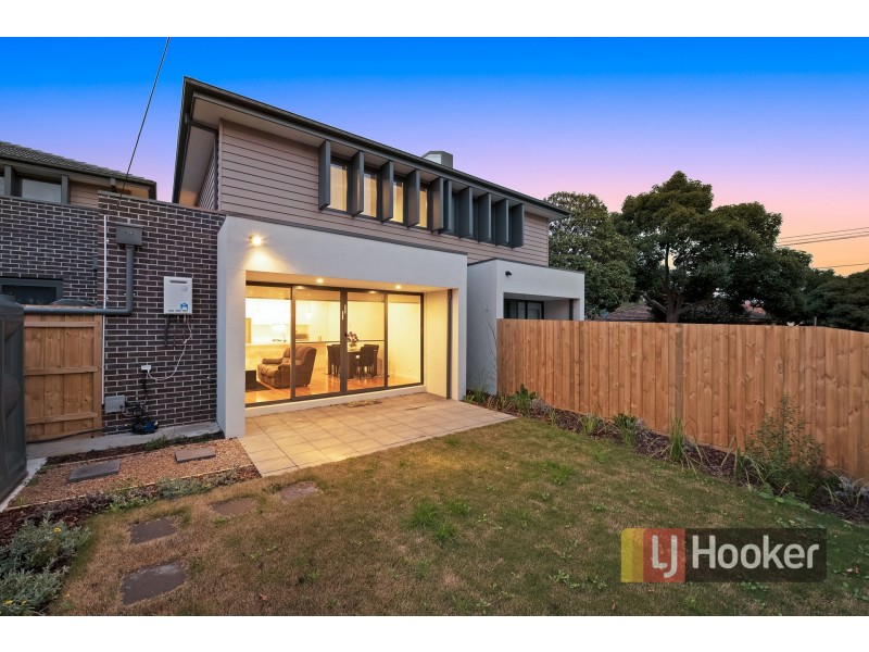 Unit 2/1 Kirstina Road, Glen Waverley VIC 3150
