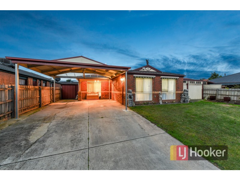 15 Kirkwood Crescent, Hampton Park VIC 3976