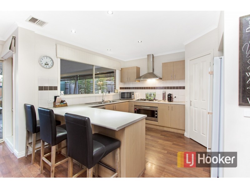 6 Kingsley Court, Lynbrook VIC 3975