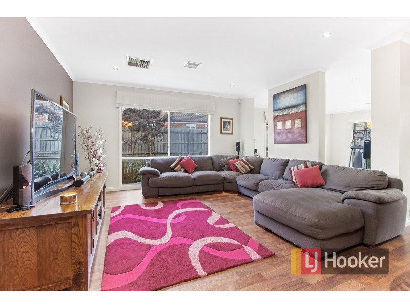 6 Kingsley Court, Lynbrook VIC 3975