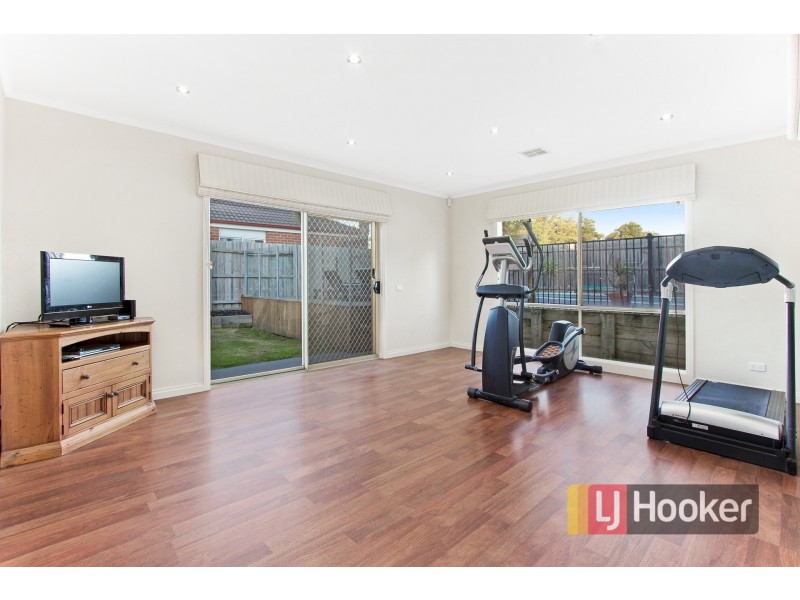 6 Kingsley Court, Lynbrook VIC 3975