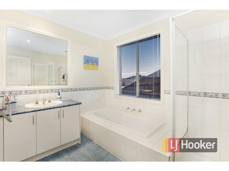 6 Kingsley Court, Lynbrook VIC 3975