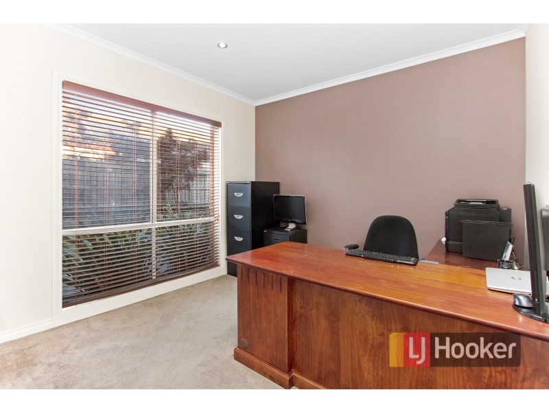 6 Kingsley Court, Lynbrook VIC 3975