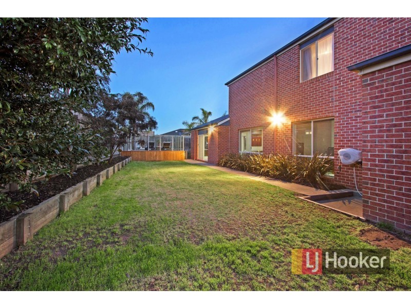 6 Kingsley Court, Lynbrook VIC 3975