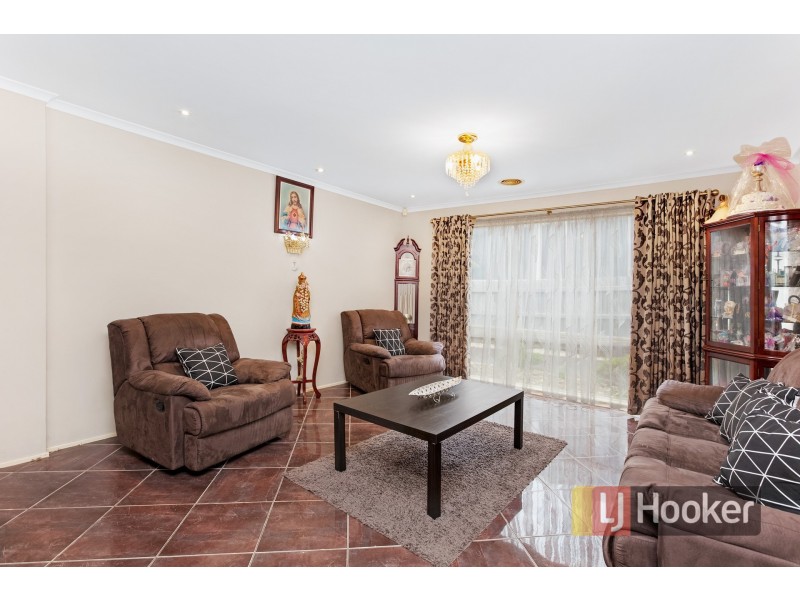 10 Rendell Place, Hampton Park VIC 3976