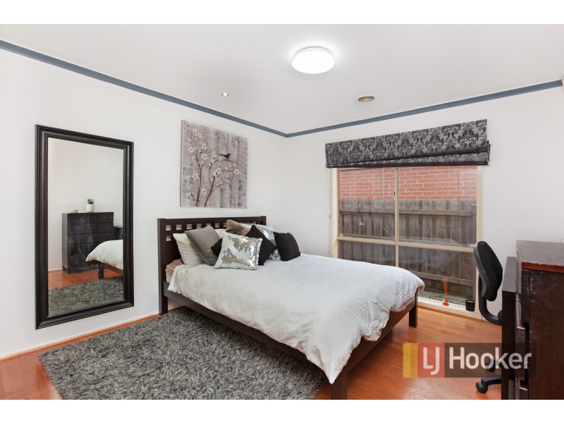 10 Rendell Place, Hampton Park VIC 3976
