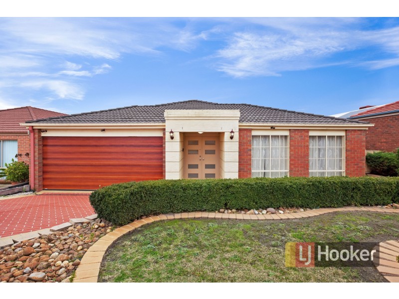 10 Rendell Place, Hampton Park VIC 3976