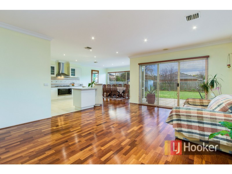 4 Byron Court, Narre Warren South VIC 3805