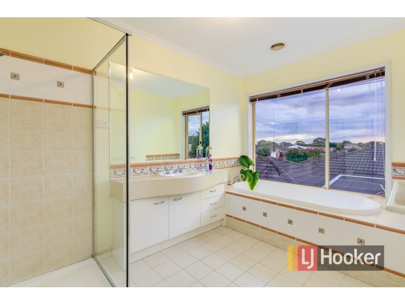 4 Byron Court, Narre Warren South VIC 3805