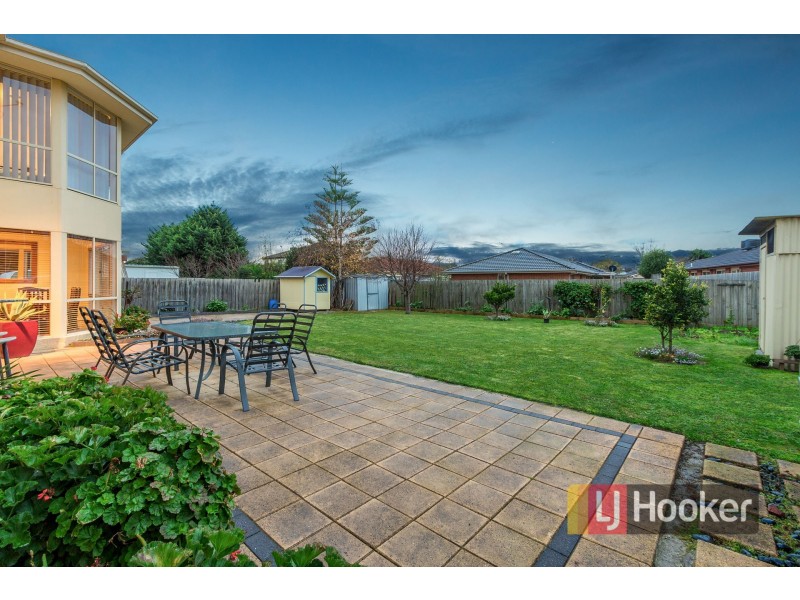 4 Byron Court, Narre Warren South VIC 3805