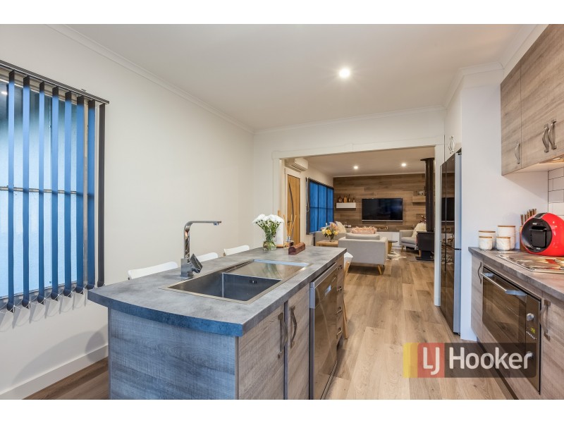 13 Photinia Street, Doveton VIC 3177