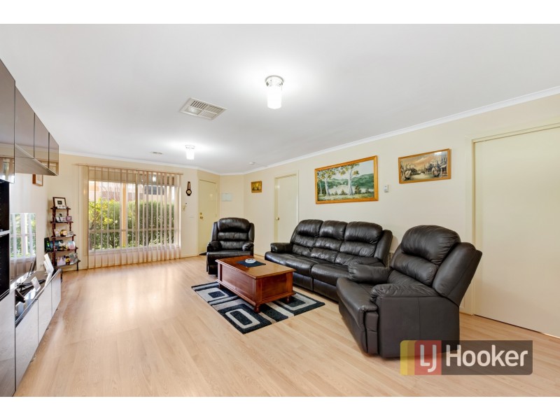 1/22 Wall Street, Noble Park VIC 3174