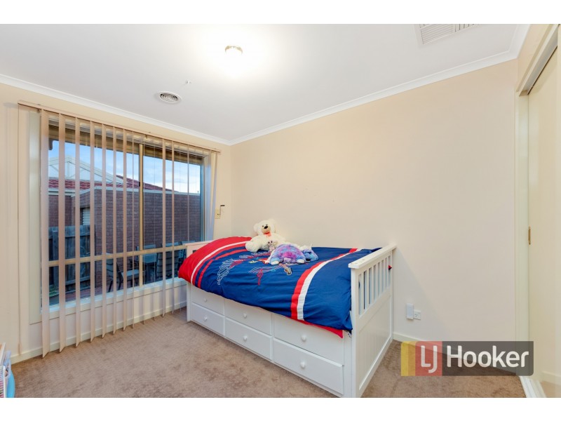1/22 Wall Street, Noble Park VIC 3174