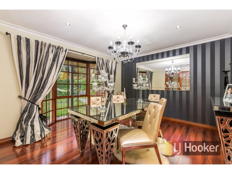 63-65 Churchill Park Drive, Endeavour Hills VIC 3802