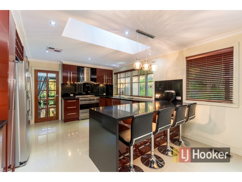 63-65 Churchill Park Drive, Endeavour Hills VIC 3802