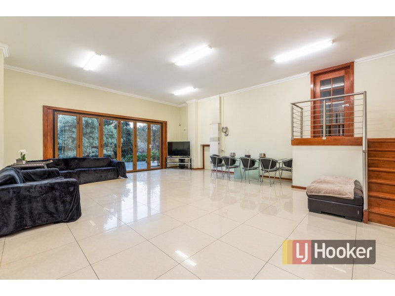 63-65 Churchill Park Drive, Endeavour Hills VIC 3802
