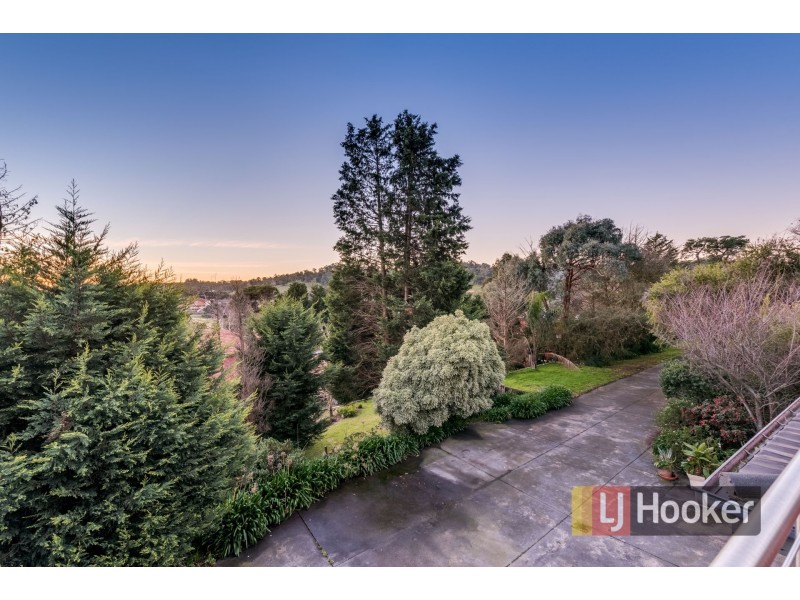 63-65 Churchill Park Drive, Endeavour Hills VIC 3802