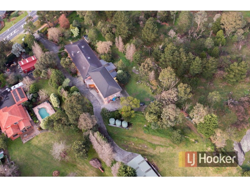 63-65 Churchill Park Drive, Endeavour Hills VIC 3802