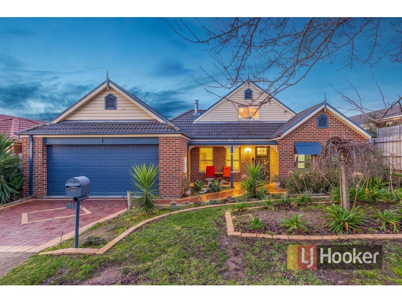 18 Grenfell Rise, Narre Warren South VIC 3805