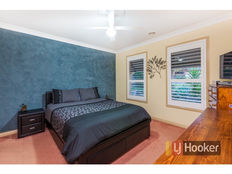 18 Grenfell Rise, Narre Warren South VIC 3805