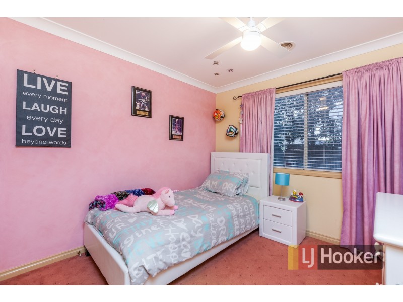 18 Grenfell Rise, Narre Warren South VIC 3805