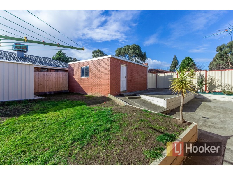 17 James Wyman Place, Hampton Park VIC 3976